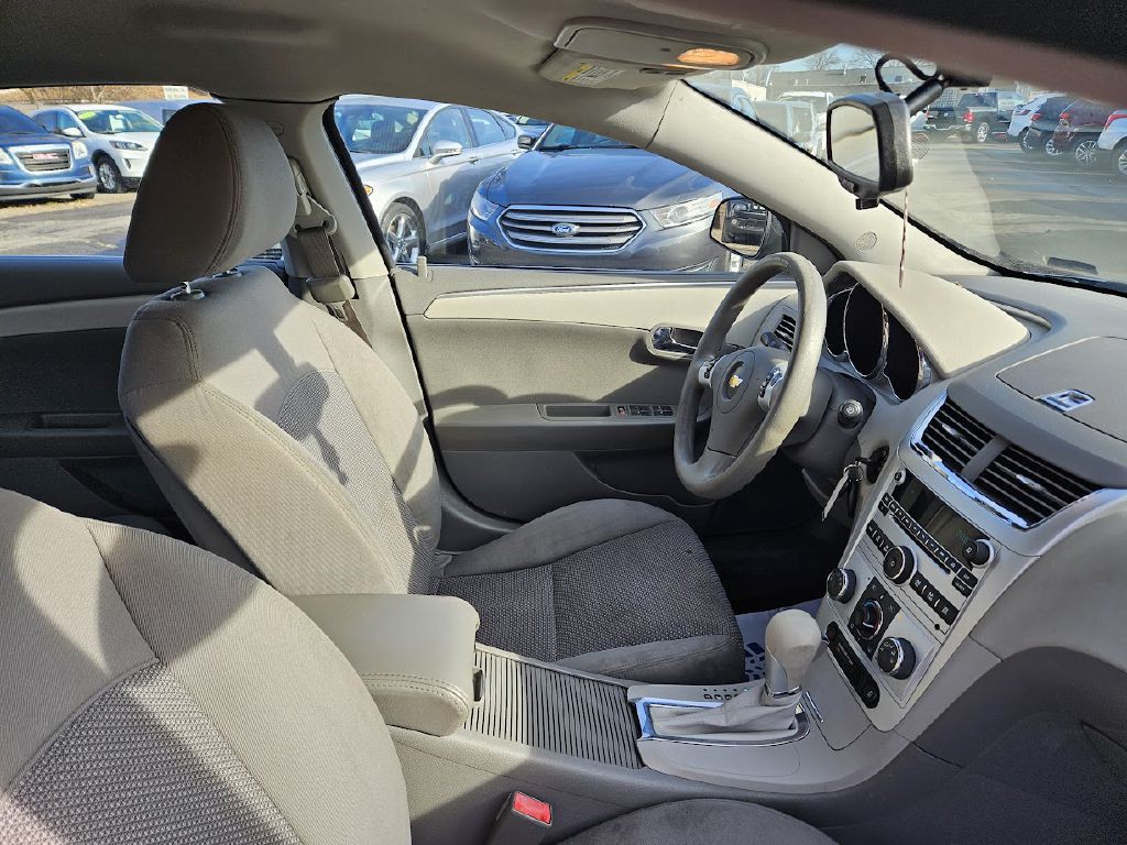 2012 Chevrolet Malibu Image 34