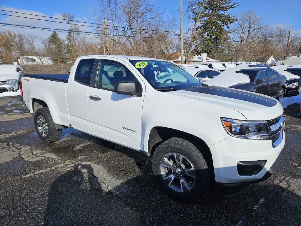2015 Chevrolet Colorado Image 2