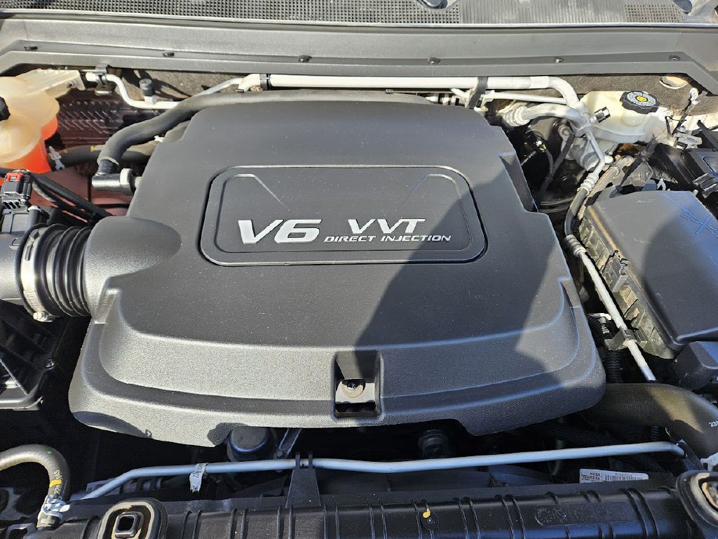 2015 Chevrolet Colorado Image 17