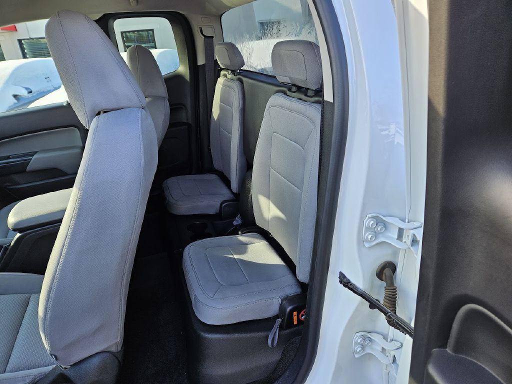 2015 Chevrolet Colorado Image 29