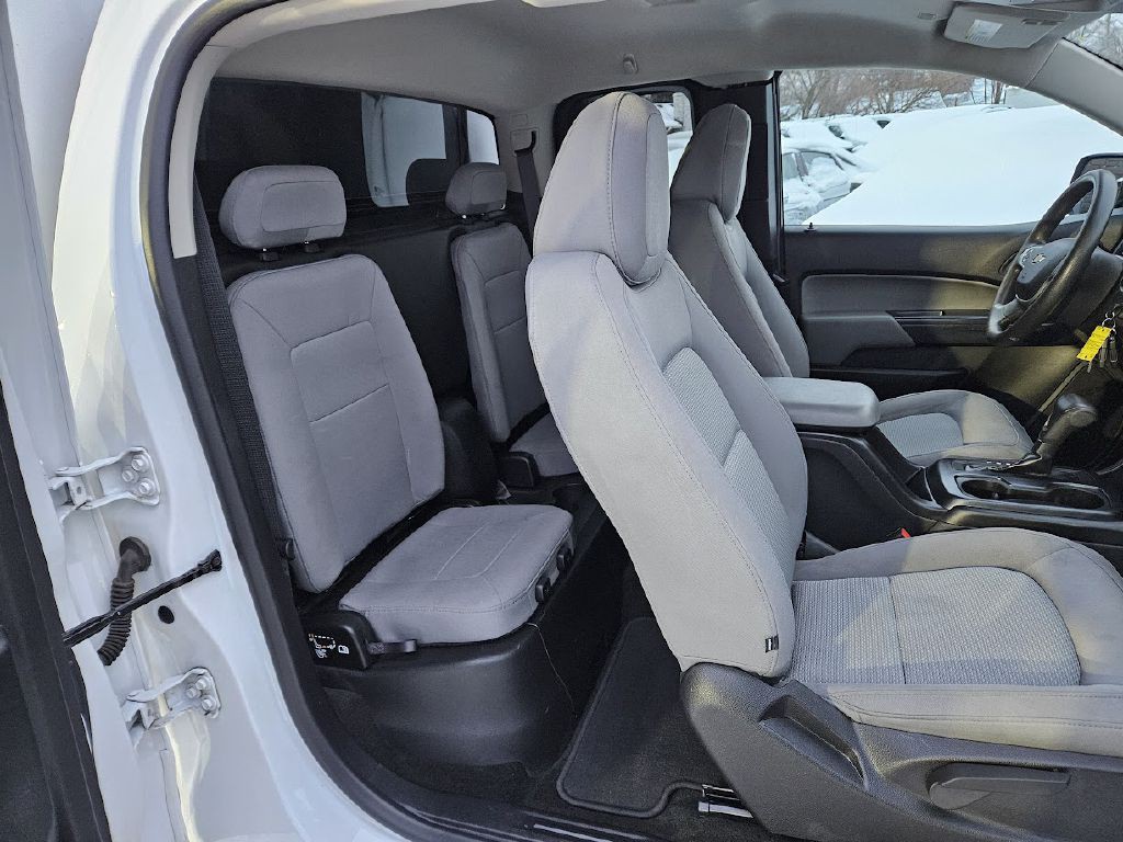 2017 Chevrolet Colorado Image 17