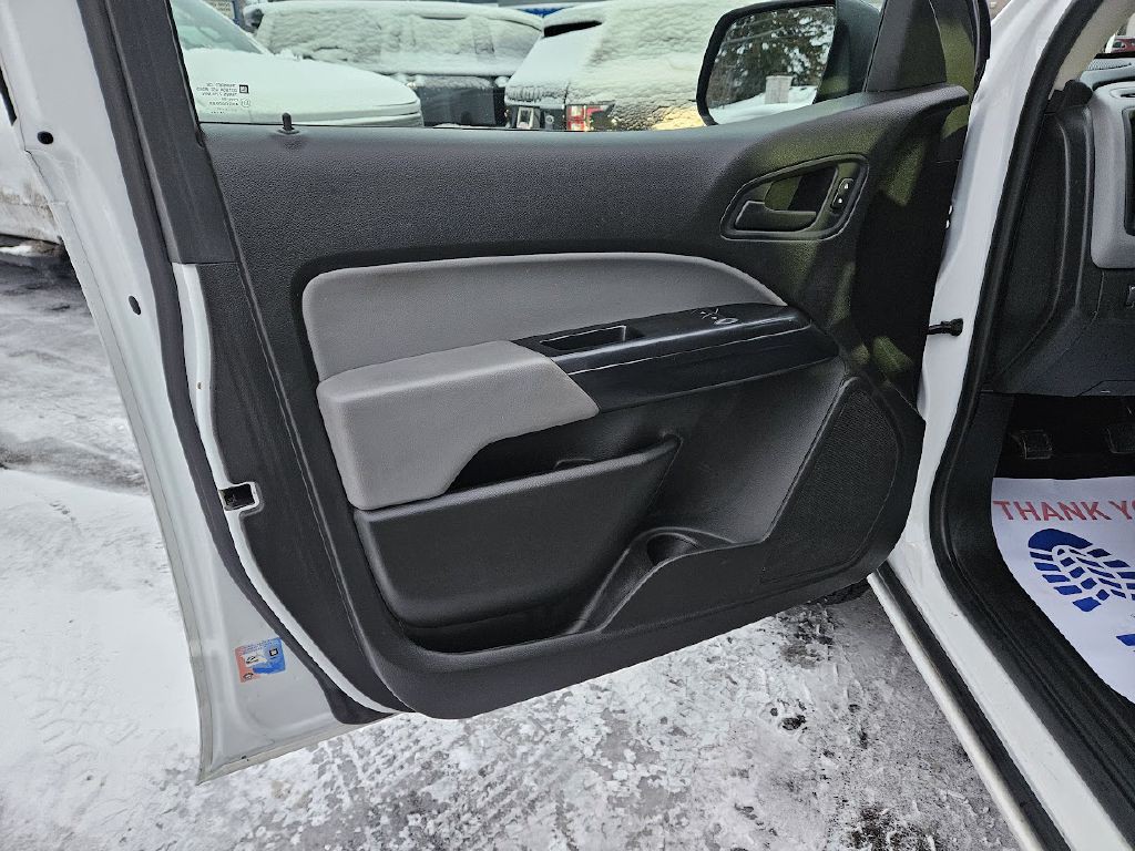 2017 Chevrolet Colorado Image 27