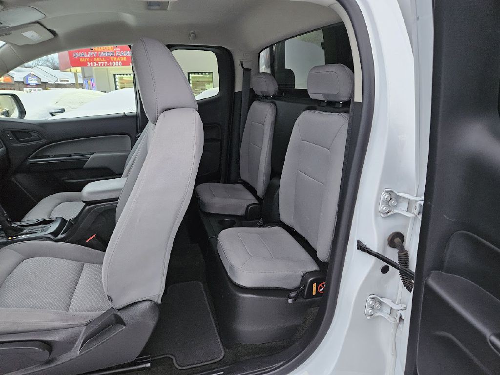 2017 Chevrolet Colorado Image 29