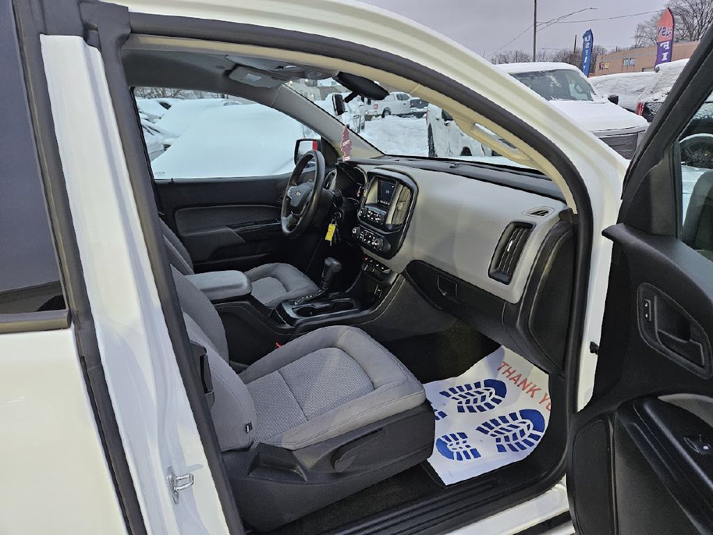 2017 Chevrolet Colorado Image 40