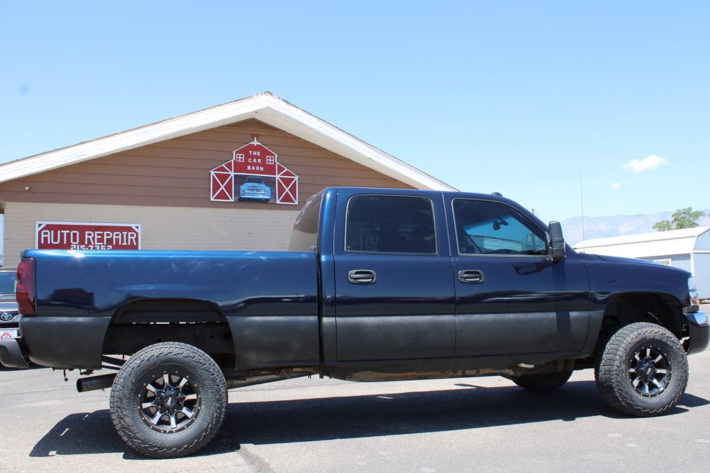 2006 GMC Sierra 2500 Image 2