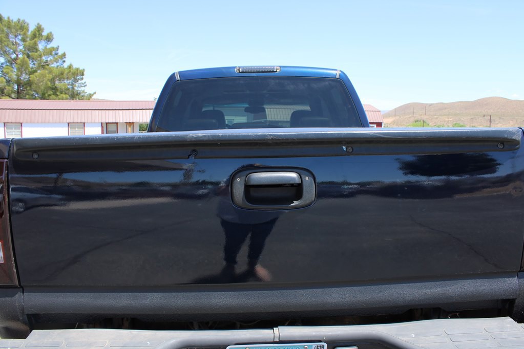 2006 GMC Sierra 2500 Image 9