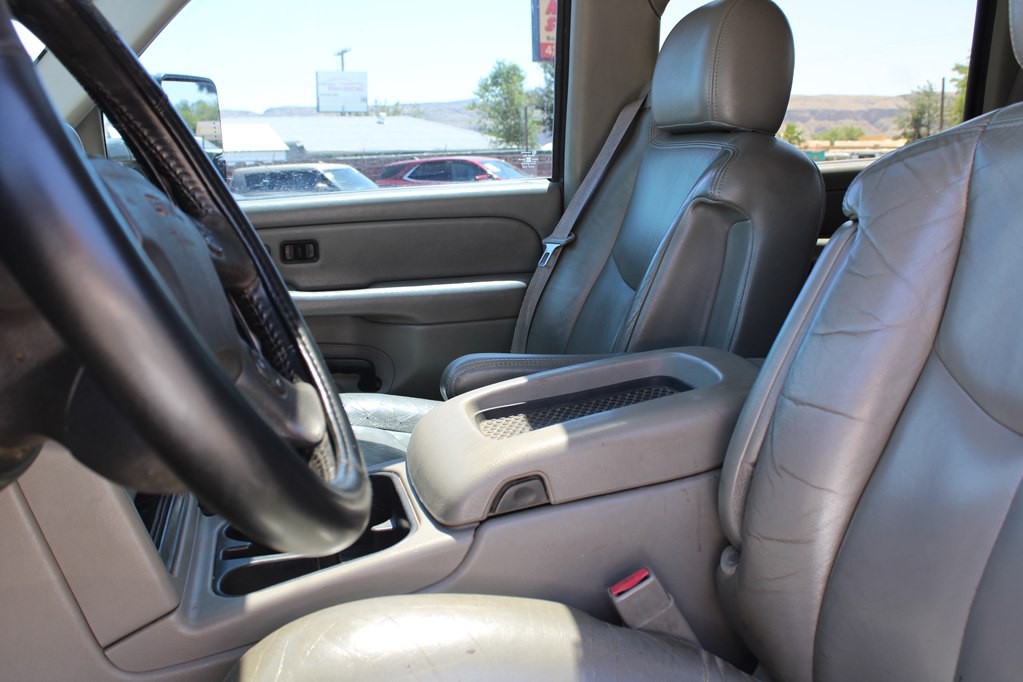 2006 GMC Sierra 2500 Image 12