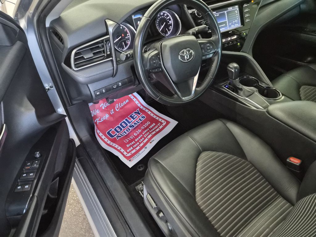 2020 Toyota Camry Image 6