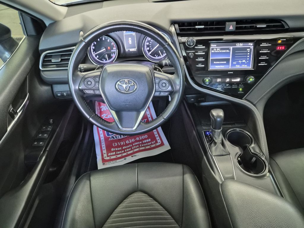 2020 Toyota Camry Image 7