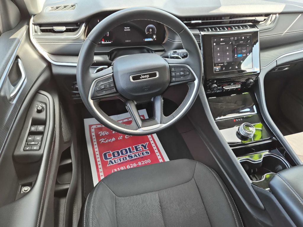 2023 Jeep Grand Cherokee Image 7