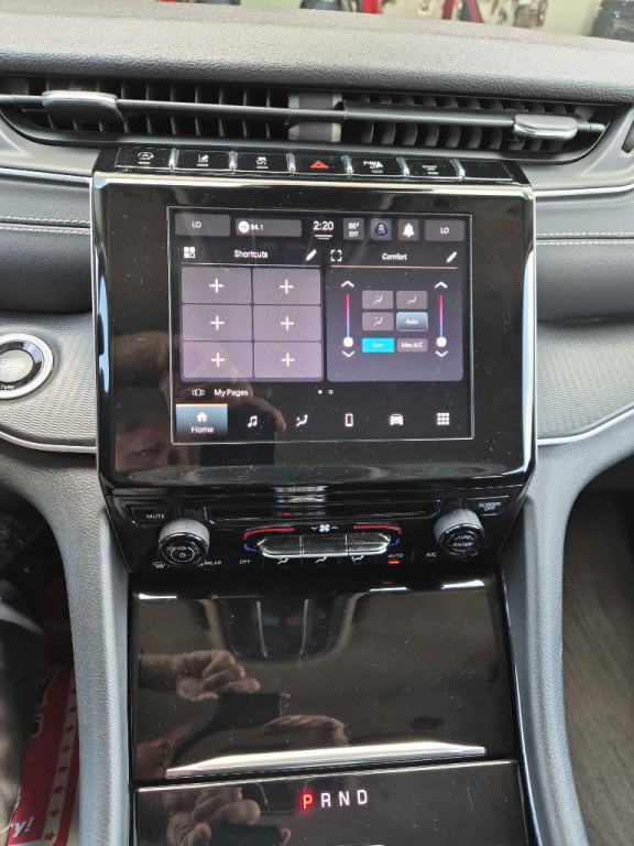 2023 Jeep Grand Cherokee Image 8