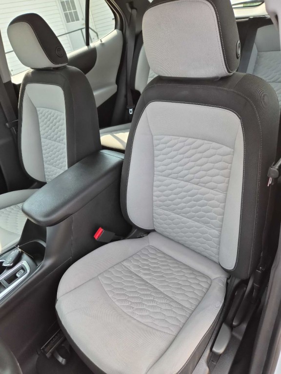 2018 Chevrolet Equinox Image 11