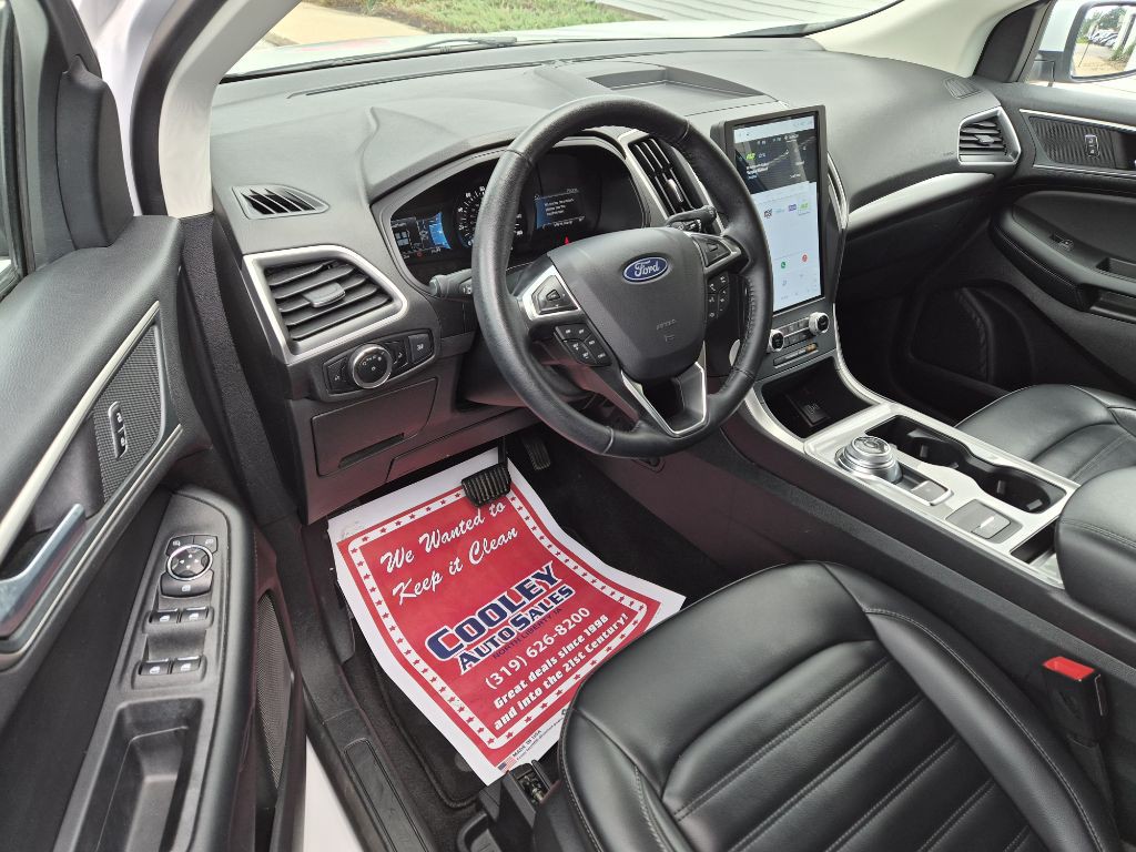 2024 Ford Edge Image 6