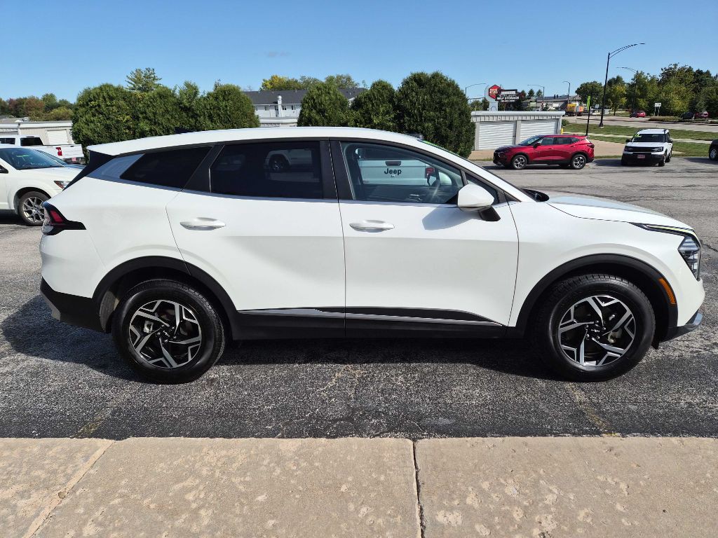 2024 Kia Sportage Image 3