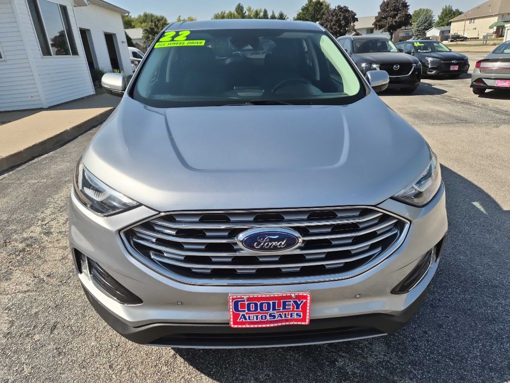 2022 Ford Edge Image 2