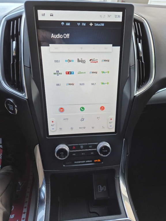 2022 Ford Edge Image 7
