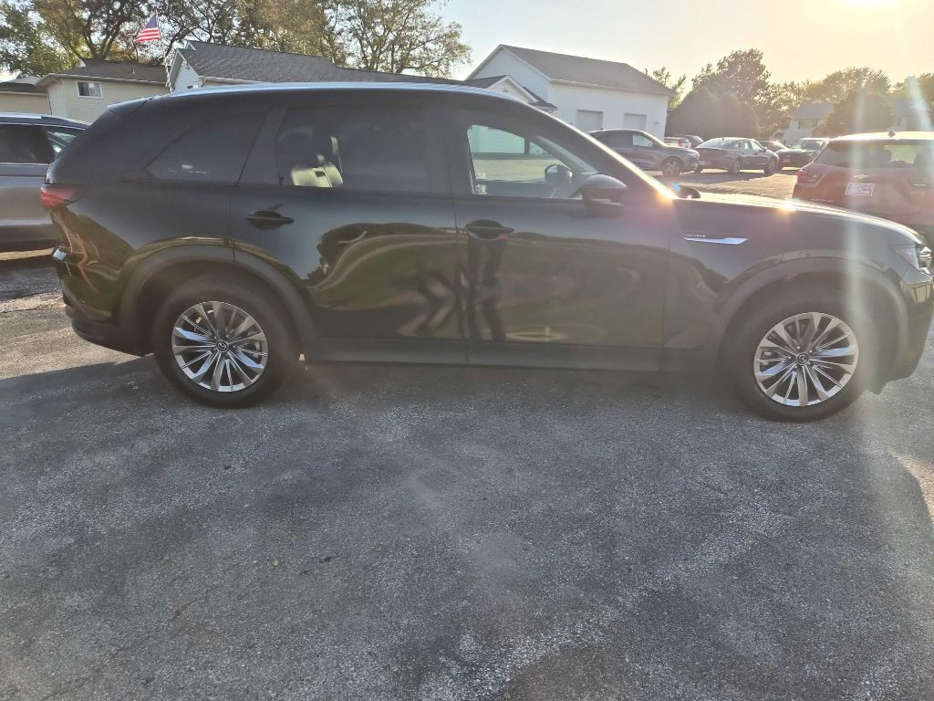 2025 Mazda CX-9 Image 2
