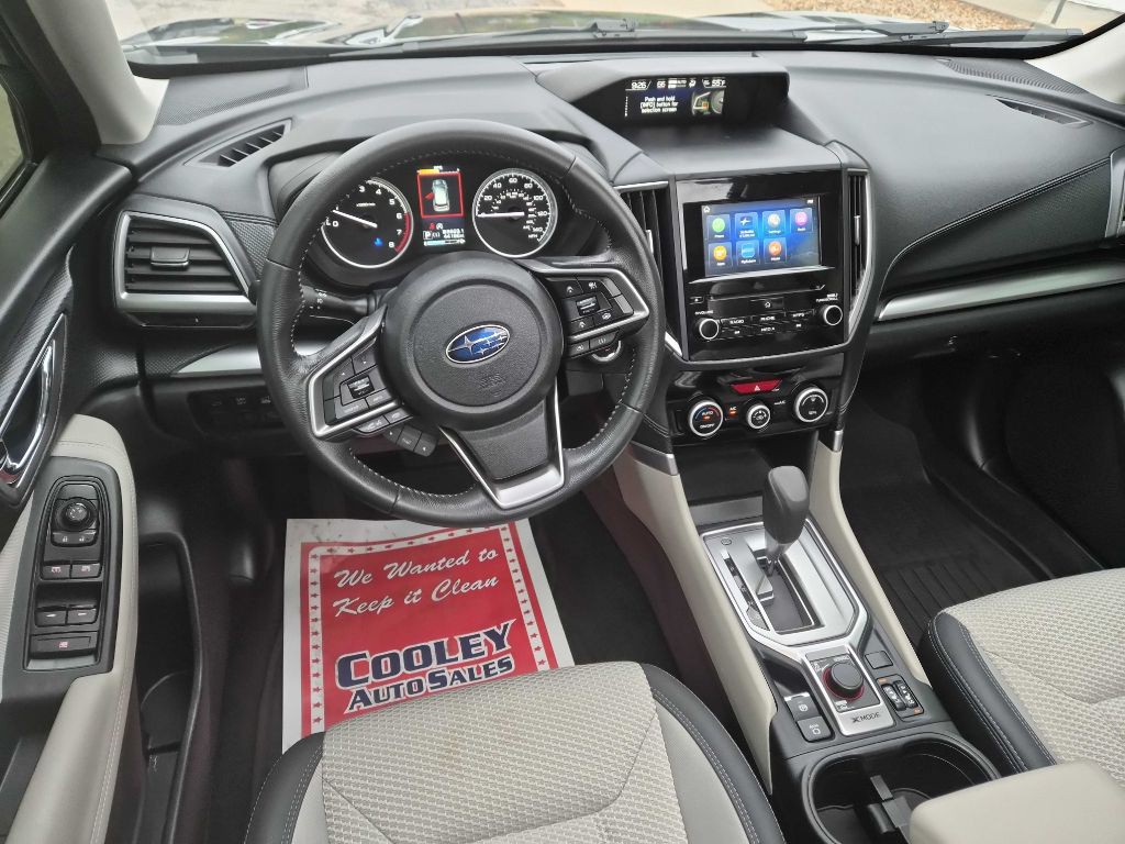 2022 Subaru Forester Image 10