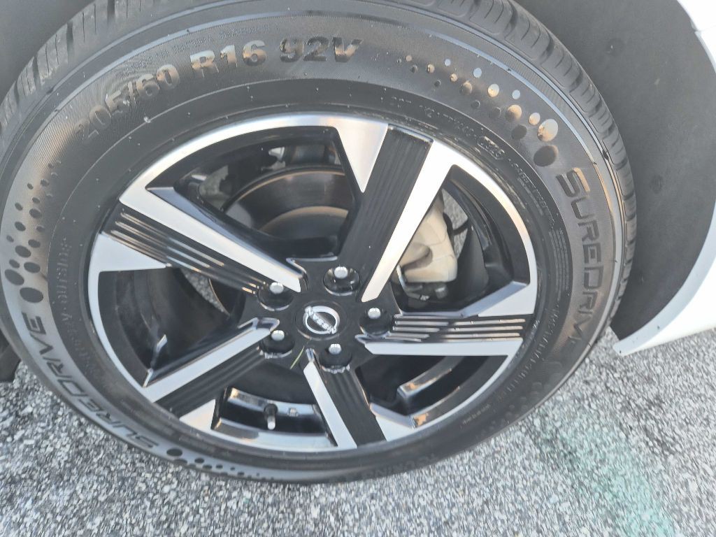 2024 Nissan Sentra Image 15