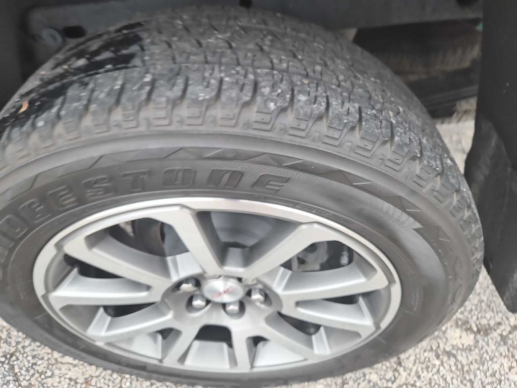 2022 GMC Canyon Image 13