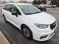 Image for 2024 Chrysler Pacifica Hybrid Select ID: 7138598