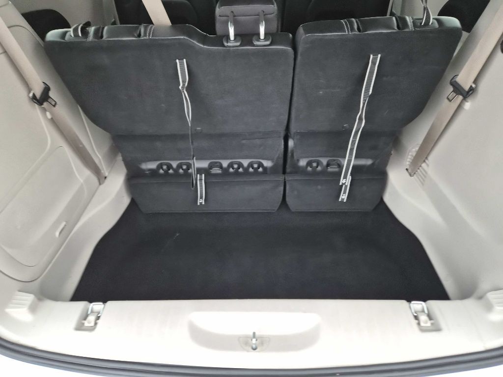 2024 Chrysler Pacifica Image 17