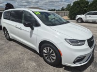 Image for 2024 Chrysler Pacifica Hybrid Select ID: 7138598