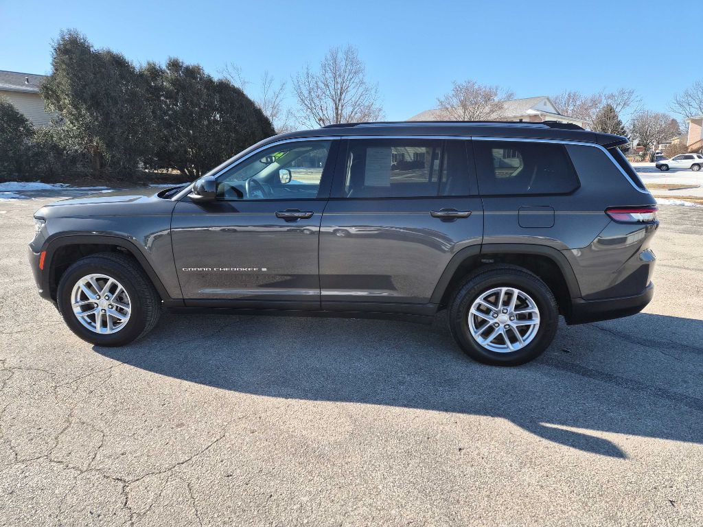 2021 Jeep Grand Cherokee Image 3