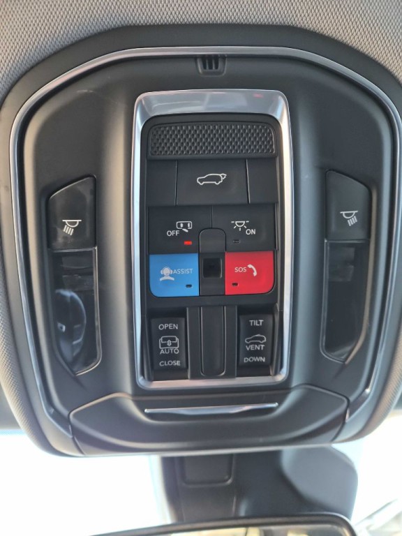 2021 Jeep Grand Cherokee Image 8