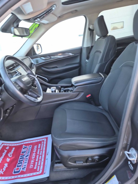 2021 Jeep Grand Cherokee Image 11