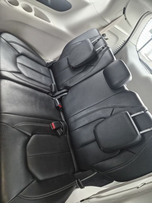 2024 Chrysler Pacifica Image 14