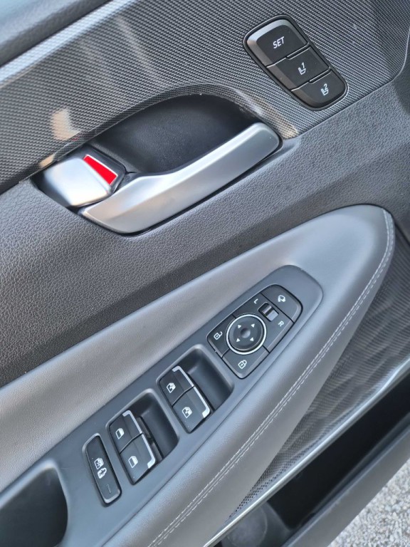 2023 Hyundai Santa Fe Image 9