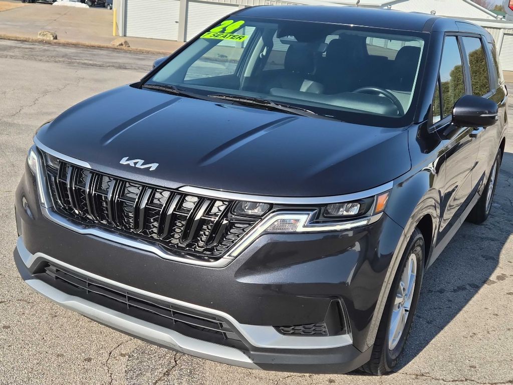 2024 Kia Carnival Image 2