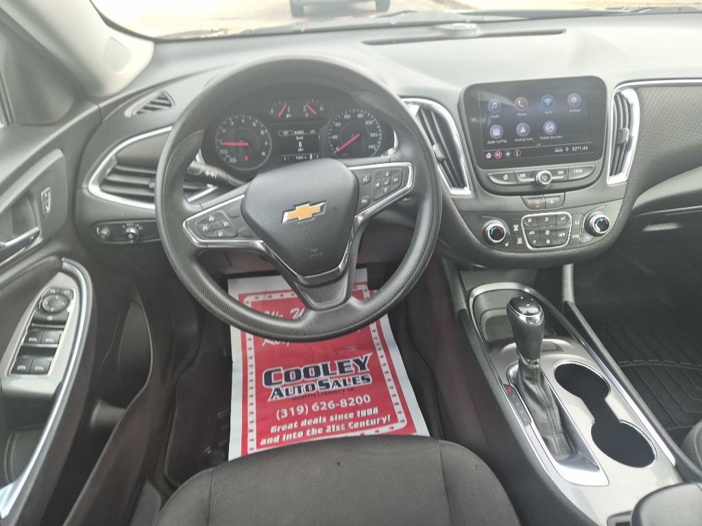2020 Chevrolet Malibu Image 6