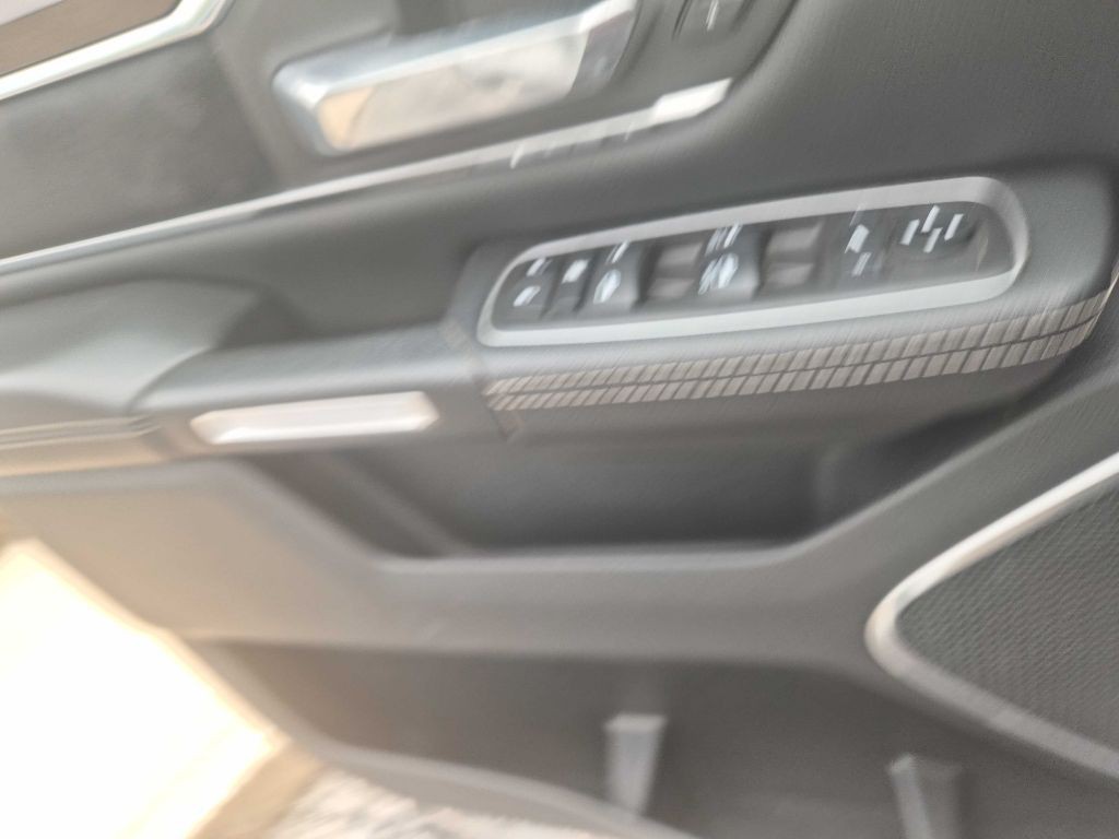 2021 RAM 1500 Image 12