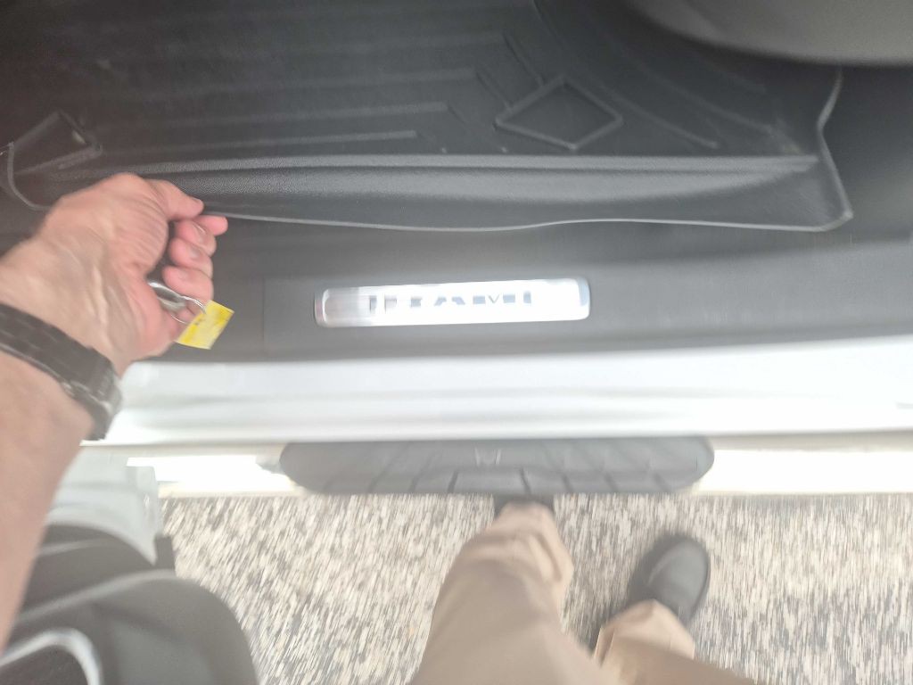 2021 RAM 1500 Image 17
