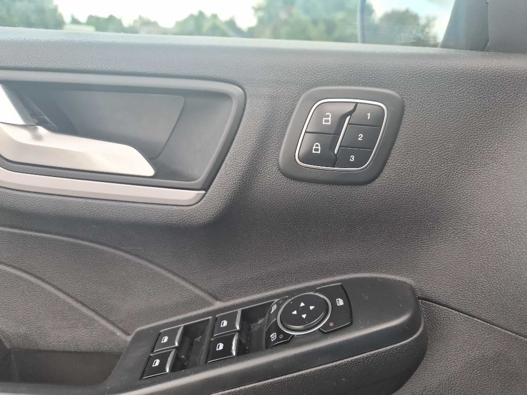 2023 Ford Escape Image 12