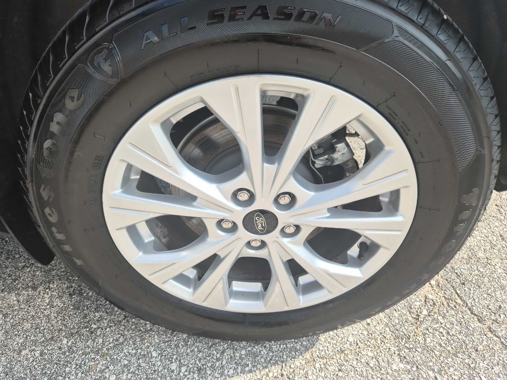 2024 Ford Escape Image 17