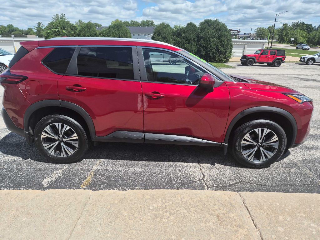 2023 Nissan Rogue Image 3