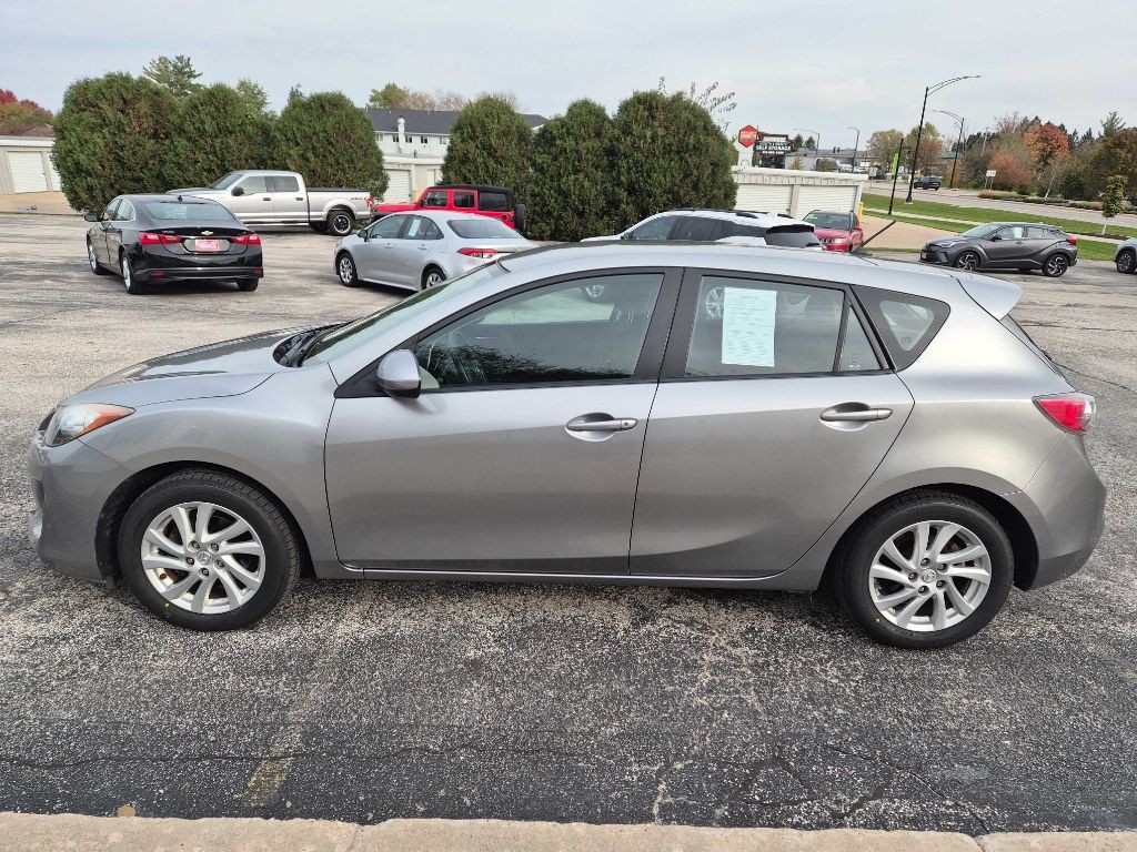 2012 Mazda Mazda3 Image 2