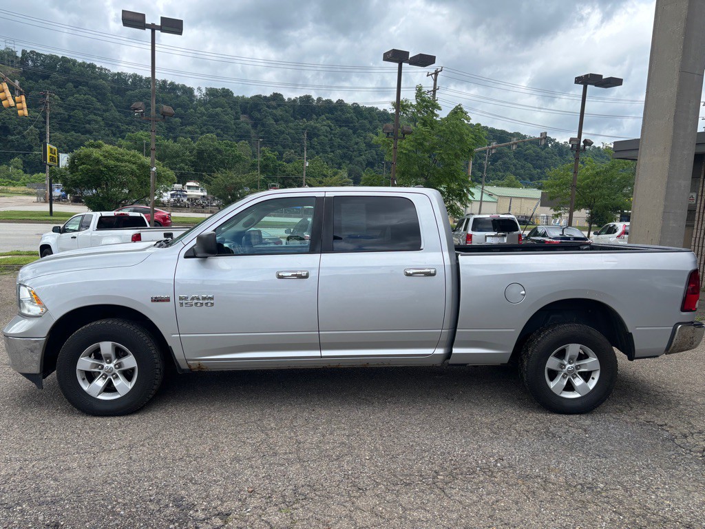 2017 RAM 1500 Image 3