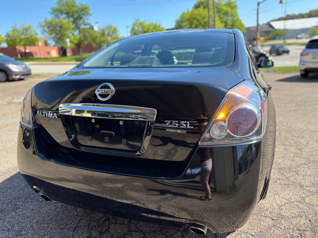 2011 Nissan Altima Image 3