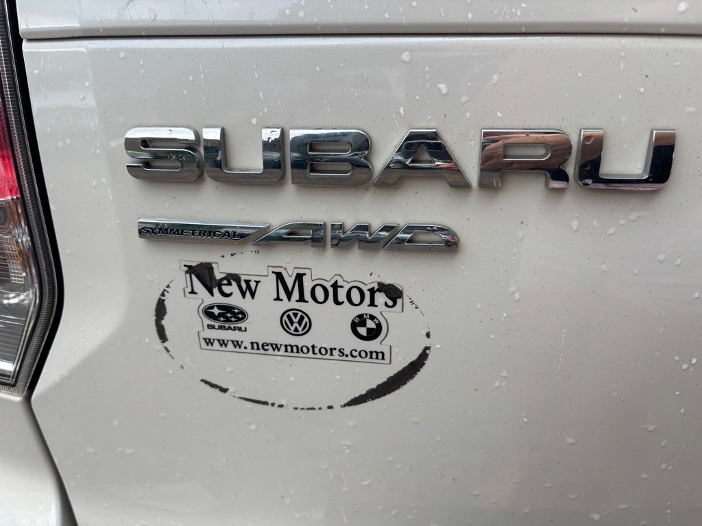 2017 Subaru Forester Image 11