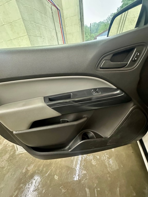 2016 Chevrolet Colorado Image 11