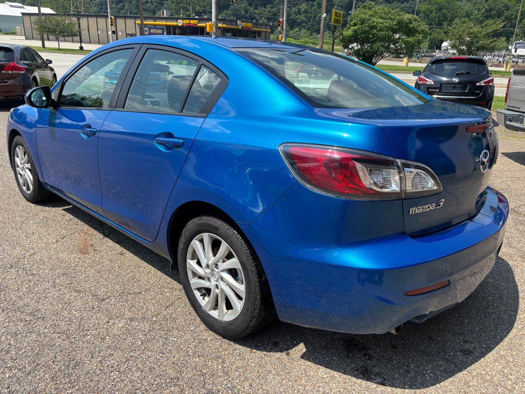 2012 Mazda Mazda3 Image 4