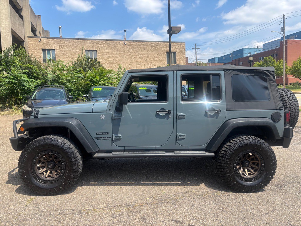 2014 Jeep Wrangler Unlimited Image 5