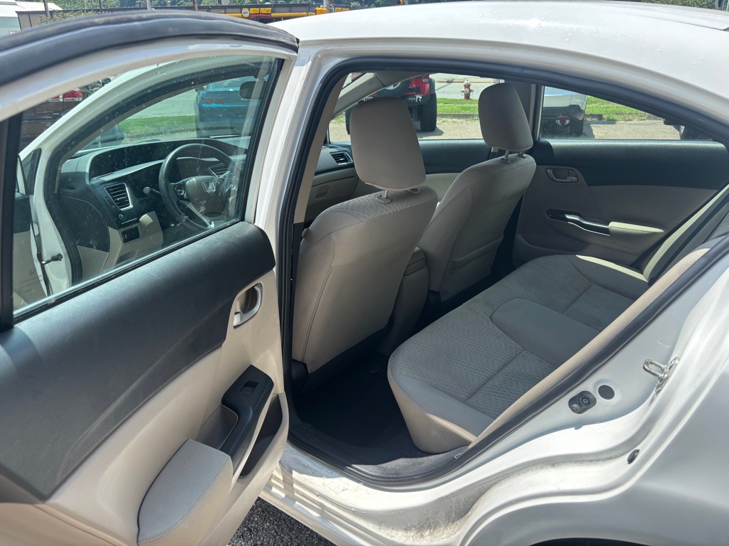 2014 Honda Civic Image 11