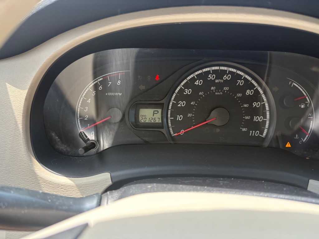 2011 Toyota Sienna Image 11