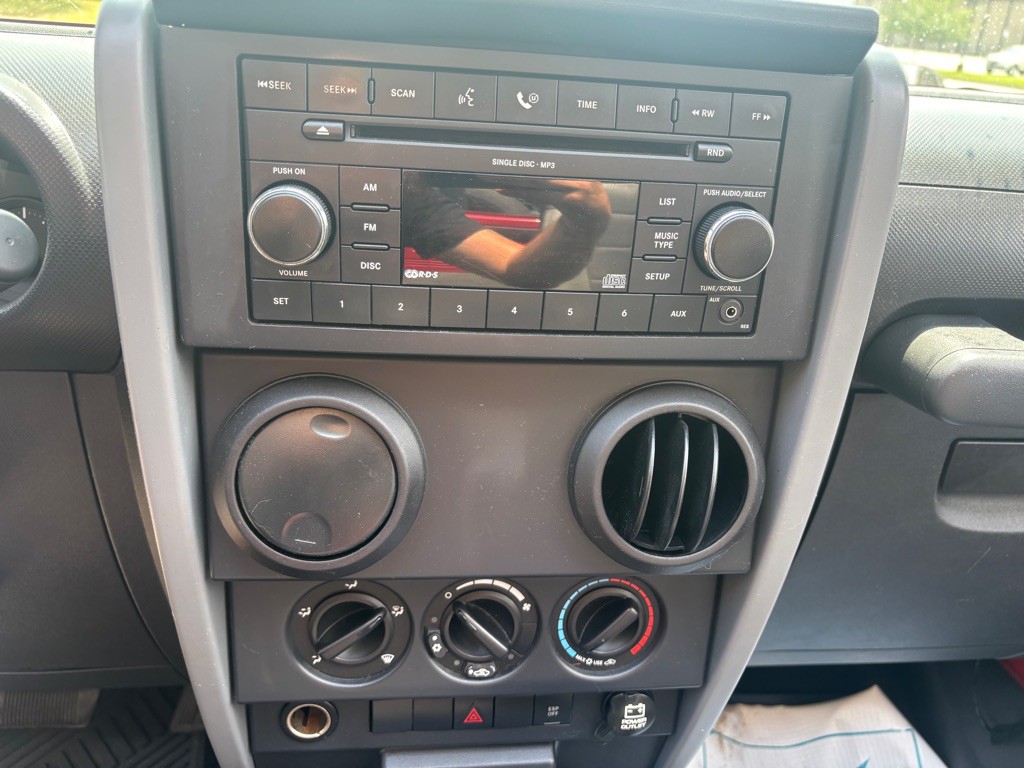 2008 Jeep Wrangler Image 12