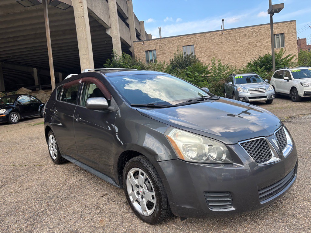 2009 Pontiac Vibe Image 1